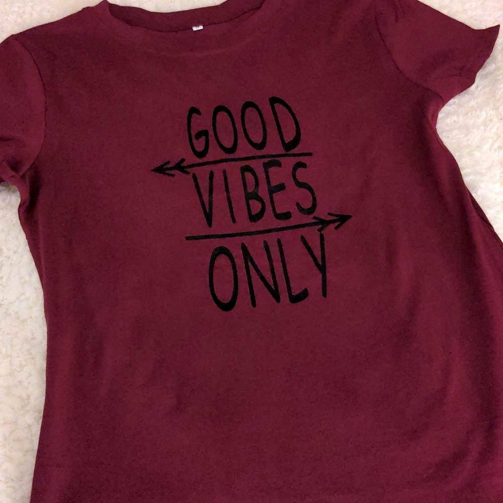 ⚡Flash Sale⚡Good Vibes Only Fitted Tee - Picture 2 of 2